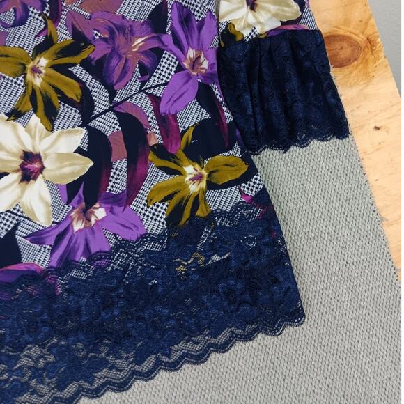 Susan Graver Liquid Knit Blouse Womens L Purple/Black Floral Boho Chiffon Ruffle - Picture 10 of 15